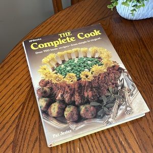 Vintage 1984 Cookbook Pat Jester The Complete Cook Hardcover 950 Classic Recipes